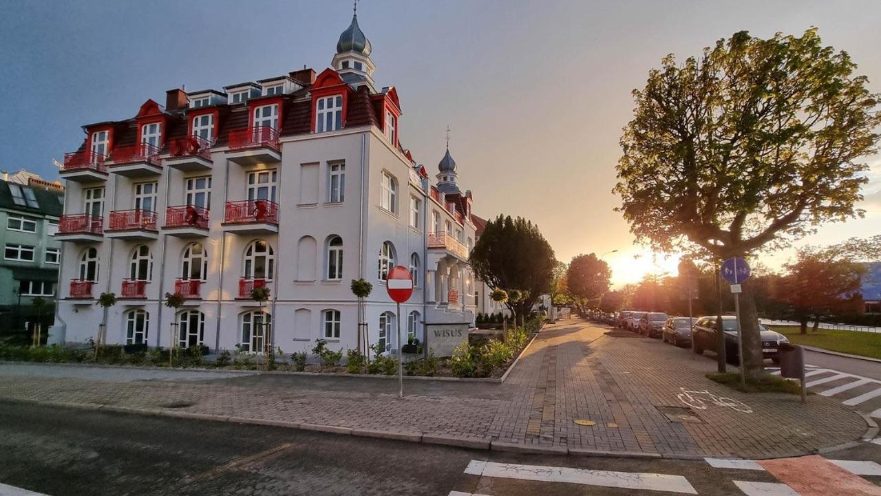 Apartamenty Swinoujscie - Wisus ภายนอก รูปภาพ