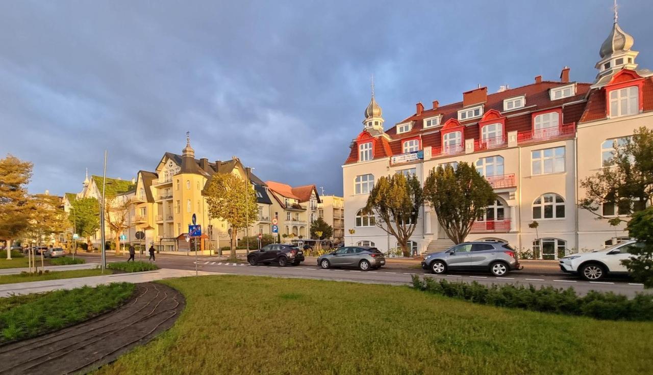 Apartamenty Swinoujscie - Wisus ภายนอก รูปภาพ