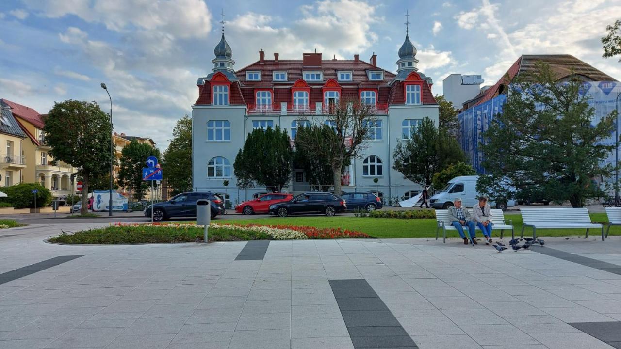 Apartamenty Swinoujscie - Wisus ภายนอก รูปภาพ