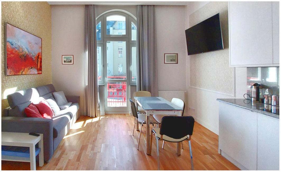 Apartamenty Swinoujscie - Wisus ภายนอก รูปภาพ
