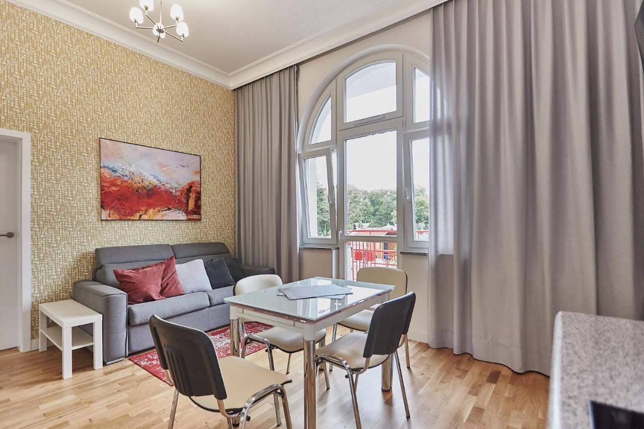 Apartamenty Swinoujscie - Wisus ภายนอก รูปภาพ